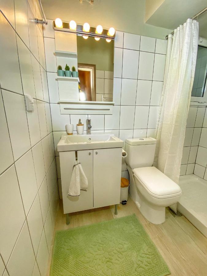 For A Genuine Athenian Homestay! Экстерьер фото